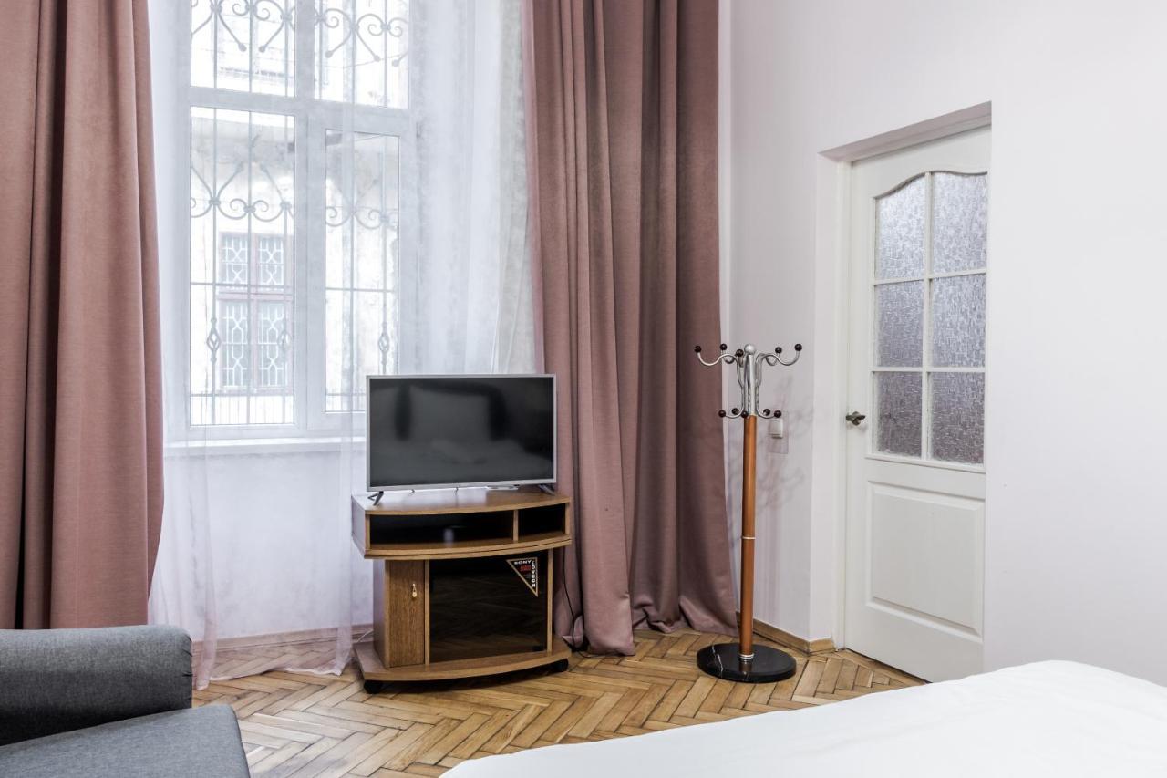 Striltsiv Apartment リヴィウ エクステリア 写真